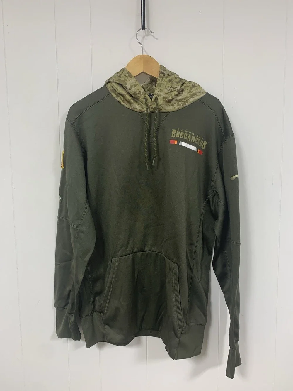 Nike NFL On Field Salute to Service Hoodie Tampa Bay Buccaneers USA Large